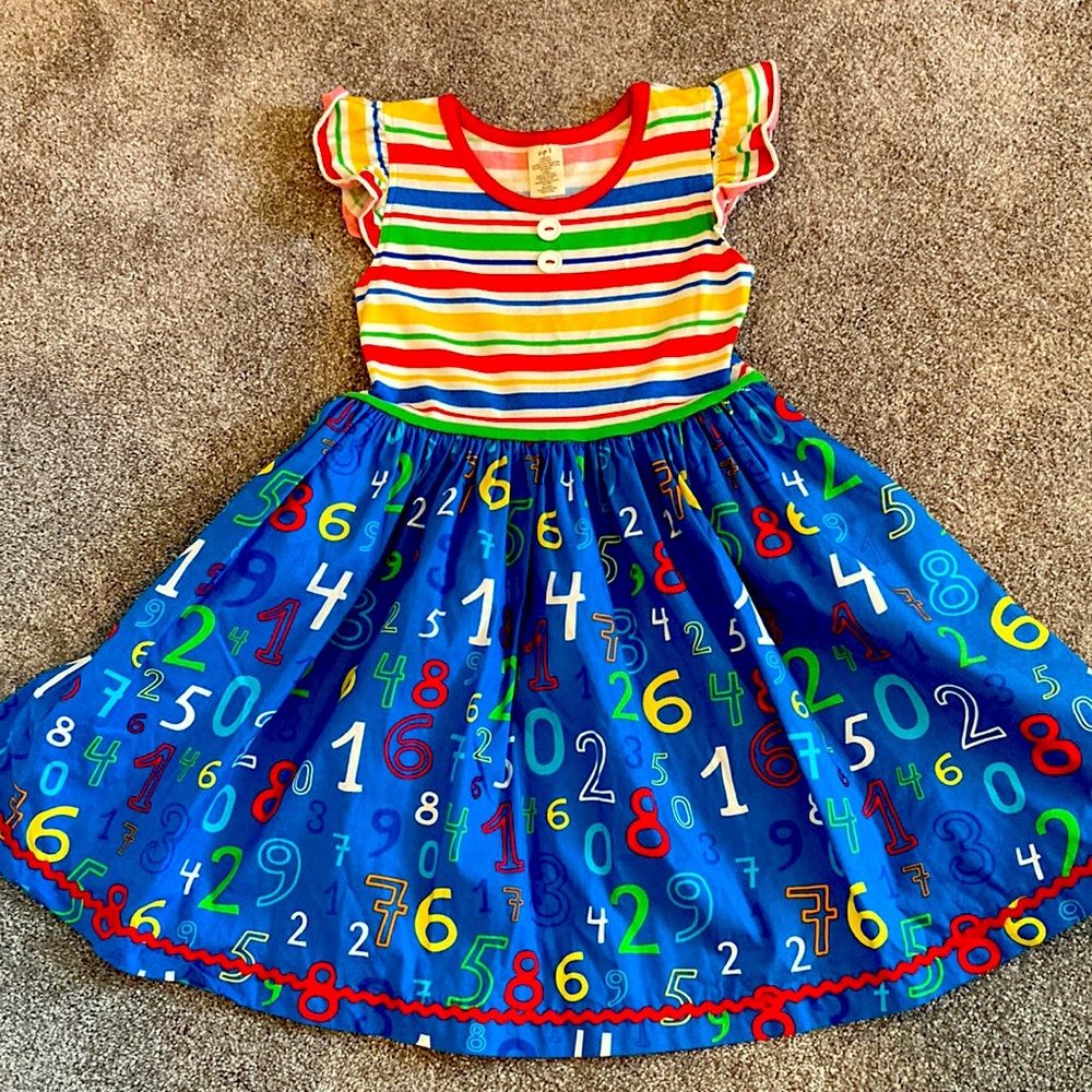 Beautiful Fun Girls Dress ! Sz 8